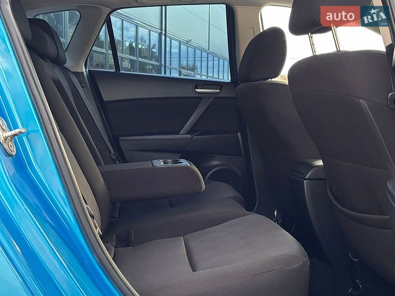 Хэтчбек Mazda 3 2009 в Калуше