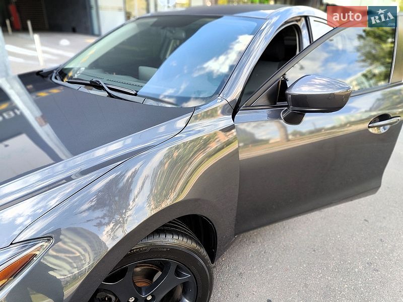 Седан Mazda 3 2016 в Києві