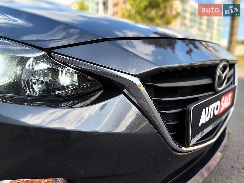 Седан Mazda 3 2016 в Києві