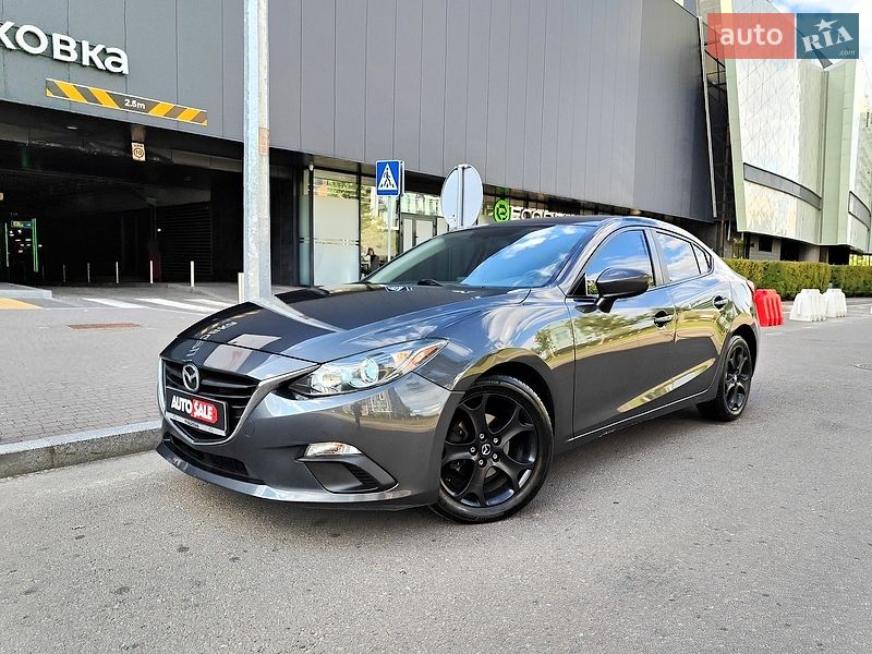 Седан Mazda 3 2016 в Києві