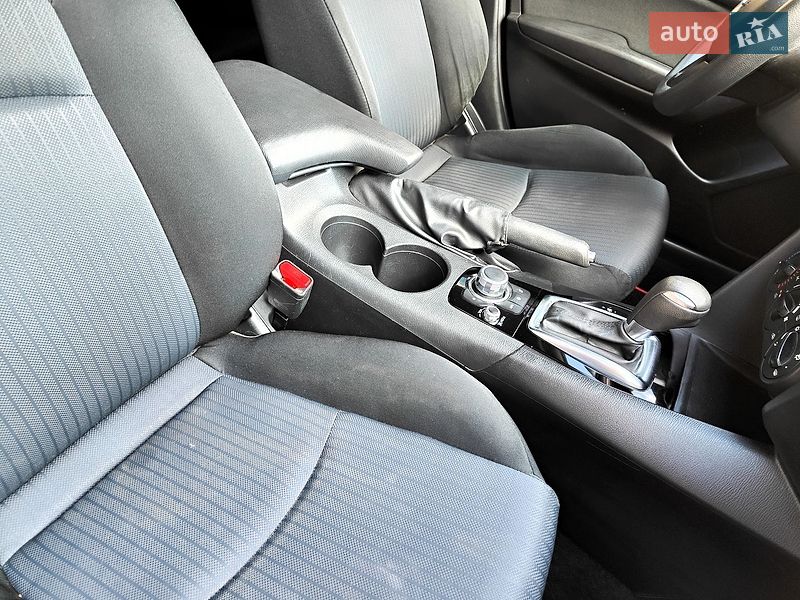 Седан Mazda 3 2016 в Києві