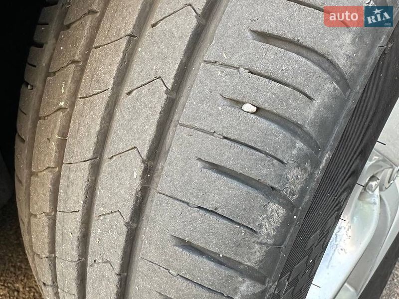 Седан Mazda 3 2006 в Дніпрі