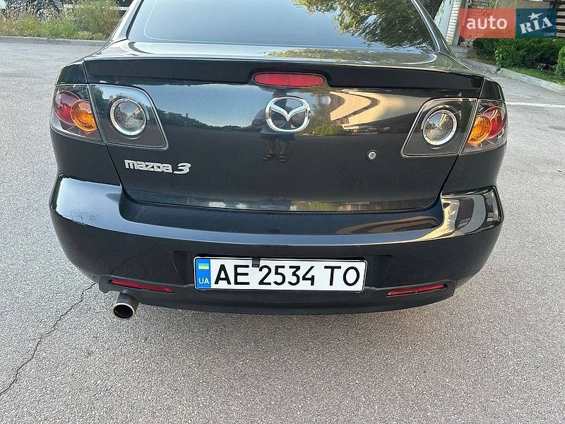 Седан Mazda 3 2006 в Дніпрі