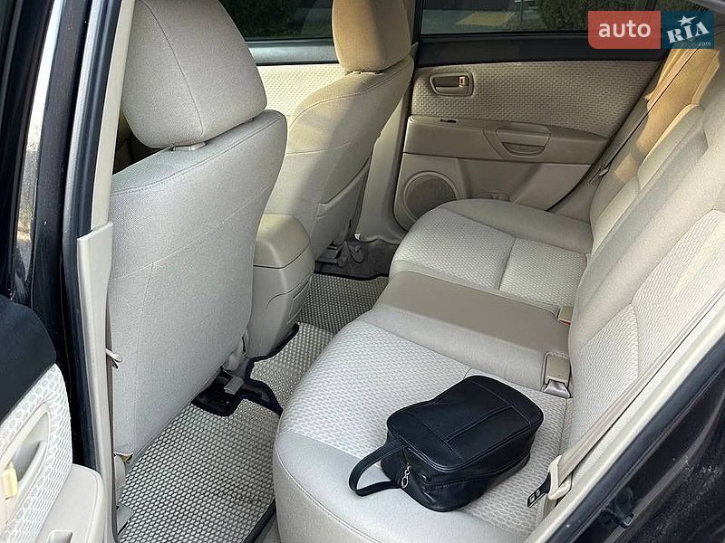 Седан Mazda 3 2006 в Дніпрі