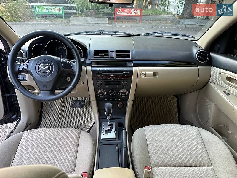 Седан Mazda 3 2006 в Дніпрі