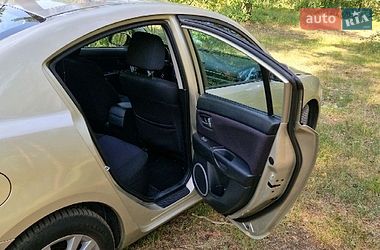 Седан Mazda 3 2006 в Киеве