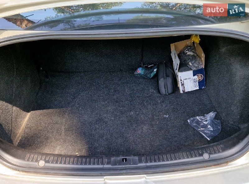 Седан Mazda 3 2006 в Киеве