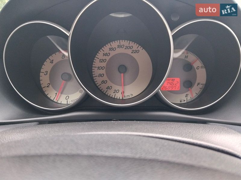 Хетчбек Mazda 3 2006 в Синельниковому