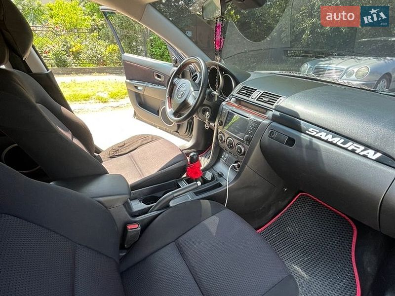 Хэтчбек Mazda 3 2008 в Ивано-Франковске