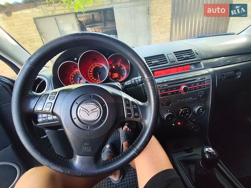 Хетчбек Mazda 3 2006 в Кропивницькому