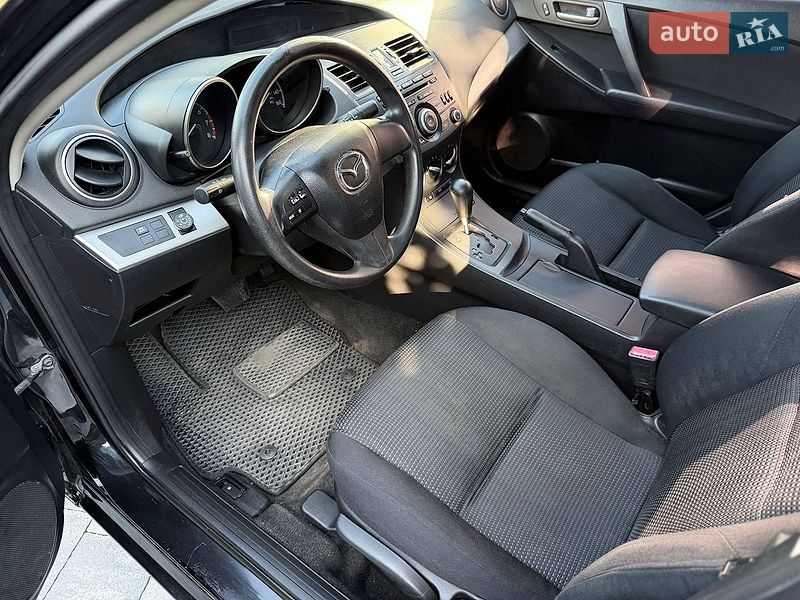 Седан Mazda 3 2012 в Рівному фото 19 Седан Mazda 3 2012 в Рівному