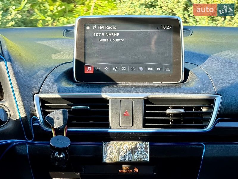 Седан Mazda 3 2016 в Одессе