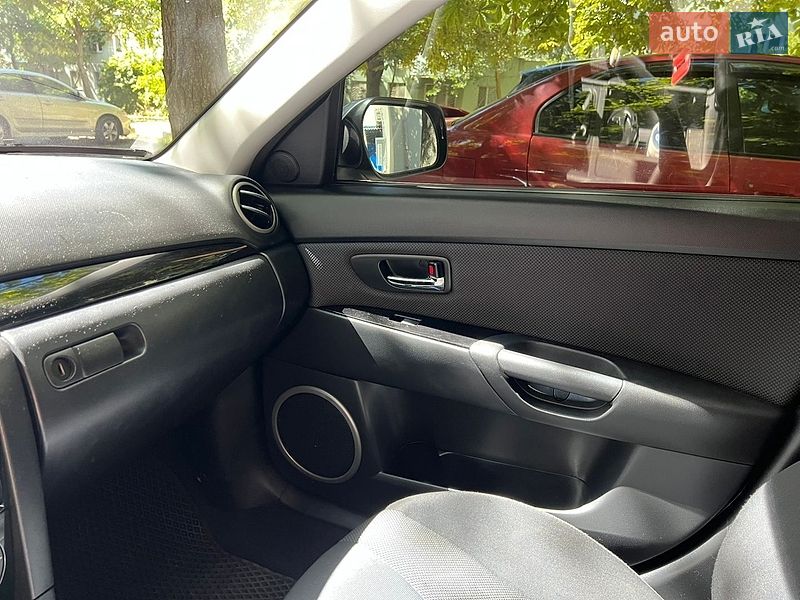 Хетчбек Mazda 3 2008 в Одесі фото 5 Хетчбек Mazda 3 2008 в Одесі