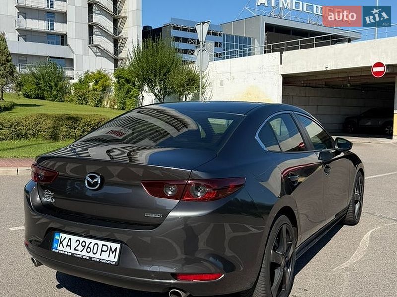 Седан Mazda 3 2021 в Киеве