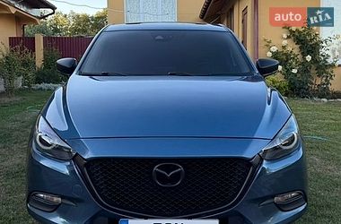 Хэтчбек Mazda 3 2018 в Львове