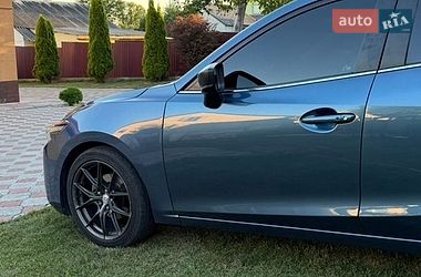 Хэтчбек Mazda 3 2018 в Львове