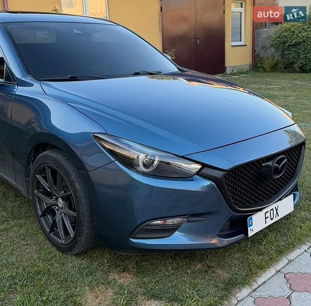 Хэтчбек Mazda 3 2018 в Львове