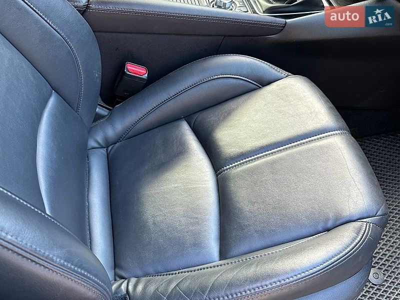 Седан Mazda 3 2018 в Чернигове