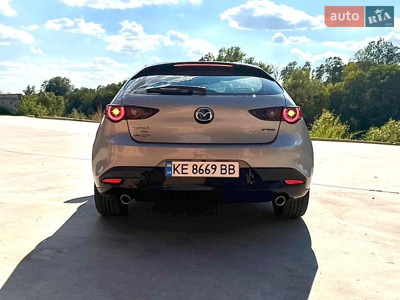 Хетчбек Mazda 3 2022 в Павлограді фото 6 Хетчбек Mazda 3 2022 в Павлограді