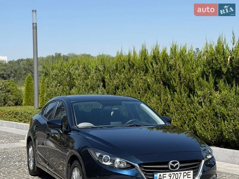 Mazda 3 2015