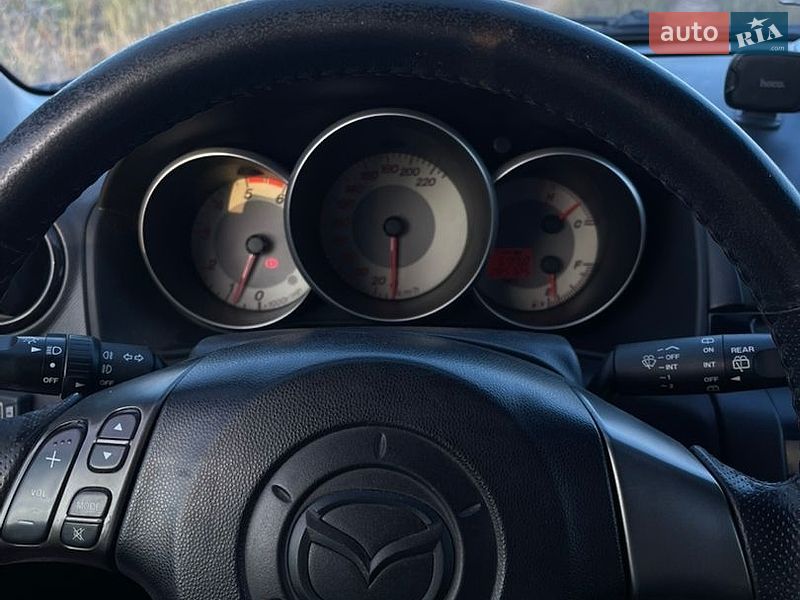 Хэтчбек Mazda 3 2007 в Сарнах