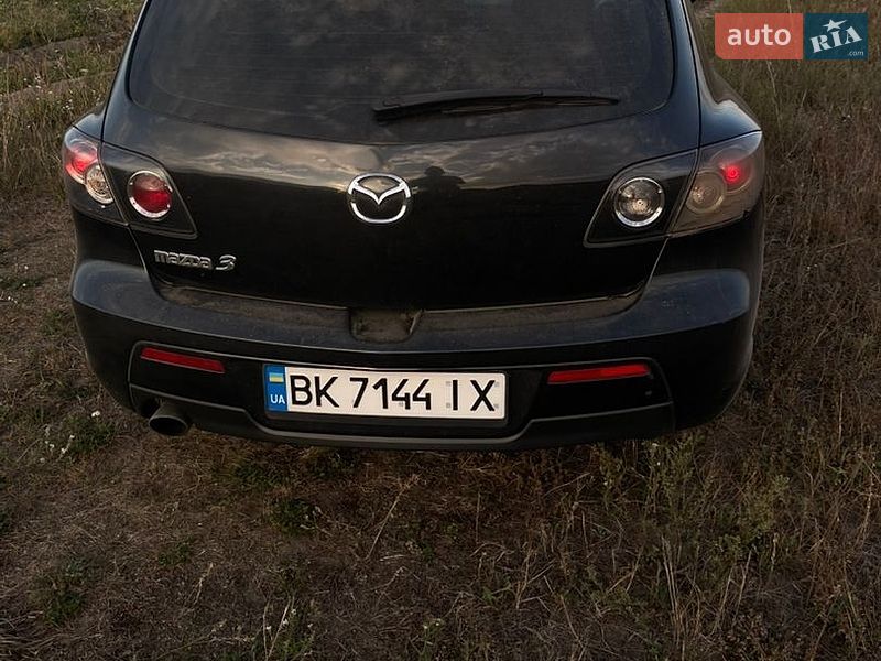 Хэтчбек Mazda 3 2007 в Сарнах