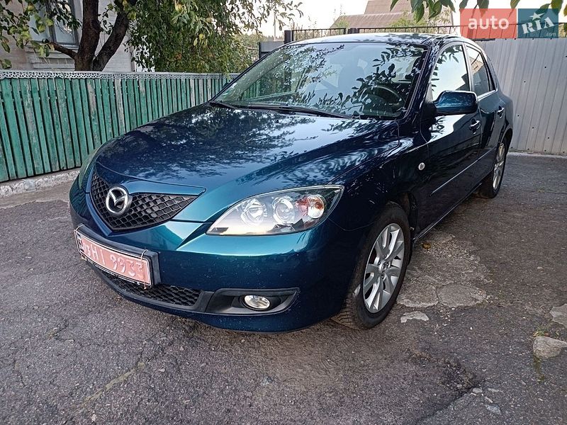 Хетчбек Mazda 3 2007 в Рокитному