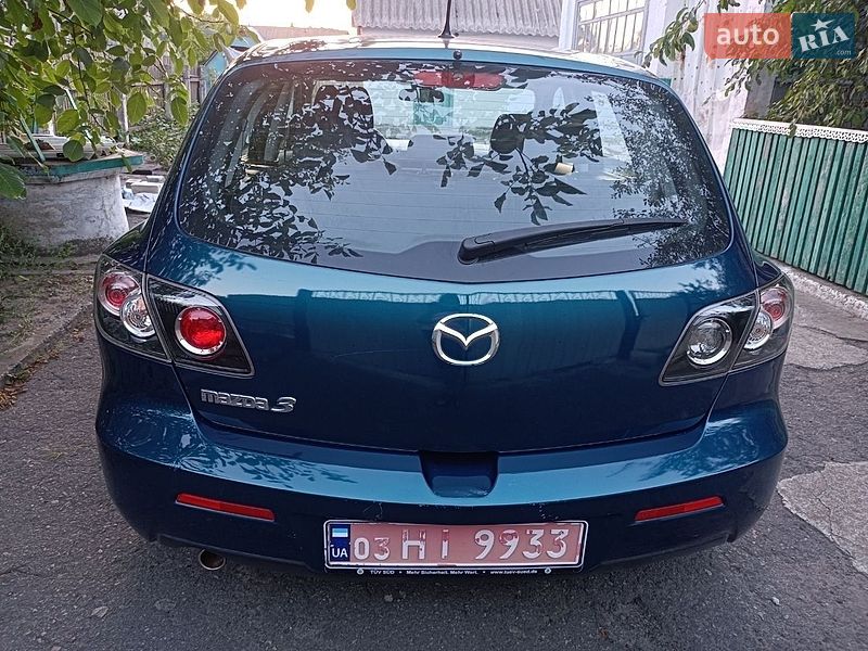 Хетчбек Mazda 3 2007 в Рокитному