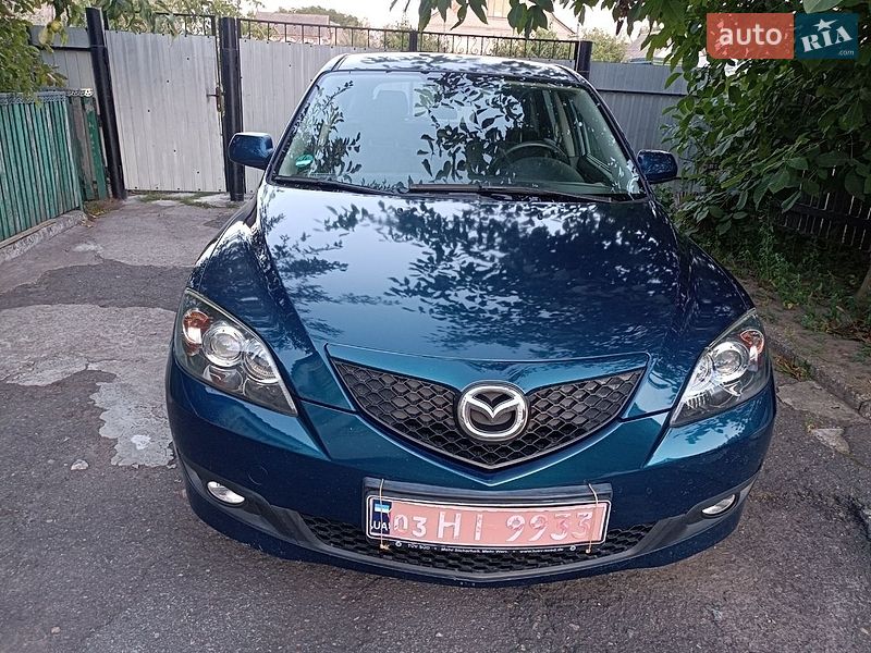 Хетчбек Mazda 3 2007 в Рокитному