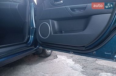 Хетчбек Mazda 3 2007 в Рокитному