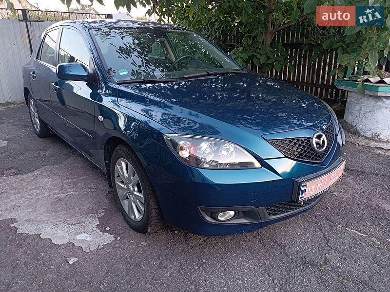 Хетчбек Mazda 3 2007 в Рокитному