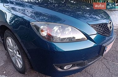 Хетчбек Mazda 3 2007 в Рокитному
