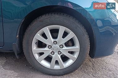 Хетчбек Mazda 3 2007 в Рокитному
