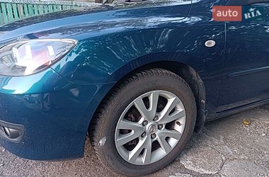 Хетчбек Mazda 3 2007 в Рокитному