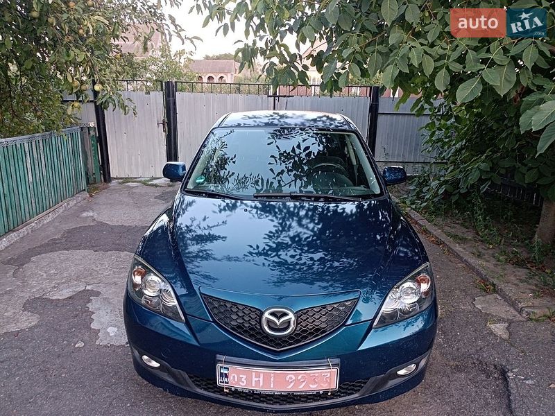 Хетчбек Mazda 3 2007 в Рокитному