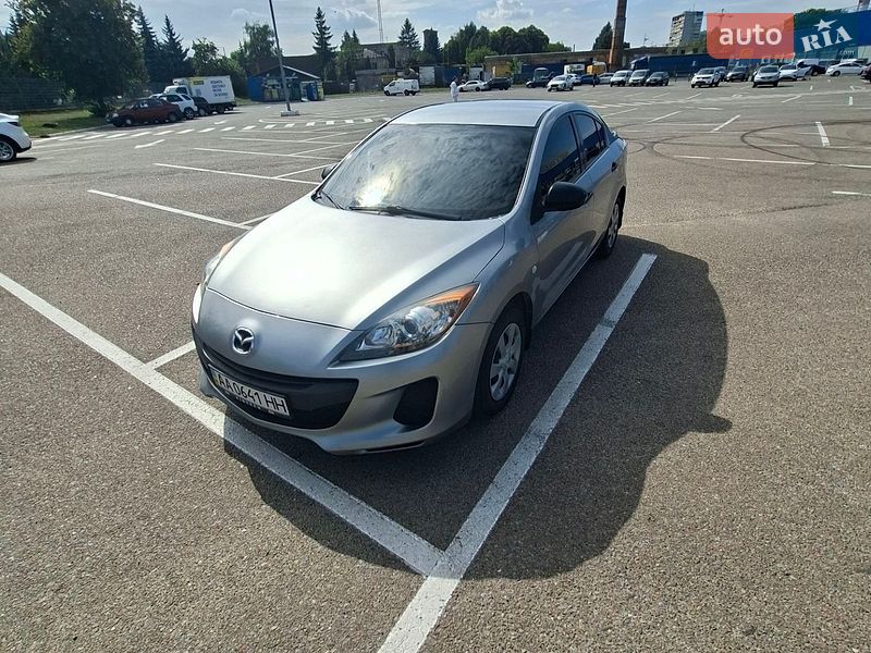 Седан Mazda 3 2012 в Житомирі