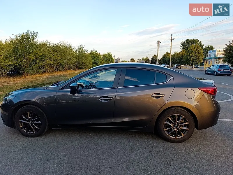 Mazda 3 2016