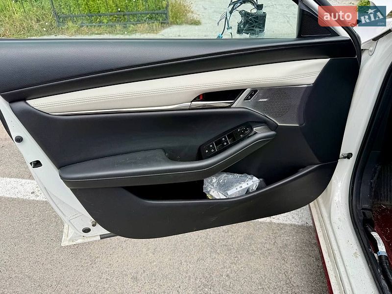 Седан Mazda 3 2020 в Києві фото 45 Седан Mazda 3 2020 в Києві