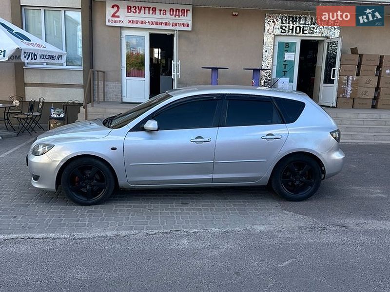 Хетчбек Mazda 3 2006 в Дубровиці
