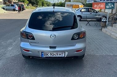 Хетчбек Mazda 3 2006 в Дубровиці