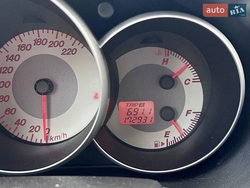 Седан Mazda 3 2007 в Коростене