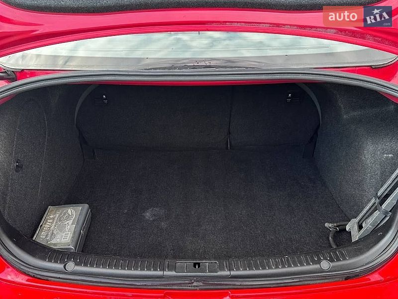 Седан Mazda 3 2007 в Коростене