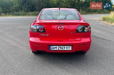 Седан Mazda 3 2007 в Коростене