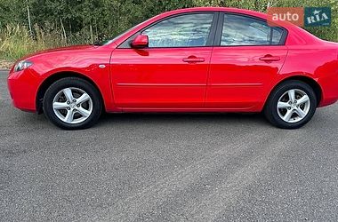 Седан Mazda 3 2007 в Коростене