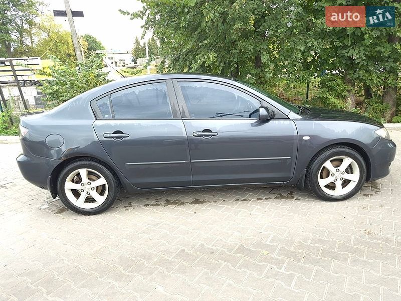 Седан Mazda 3 2006 в Львове