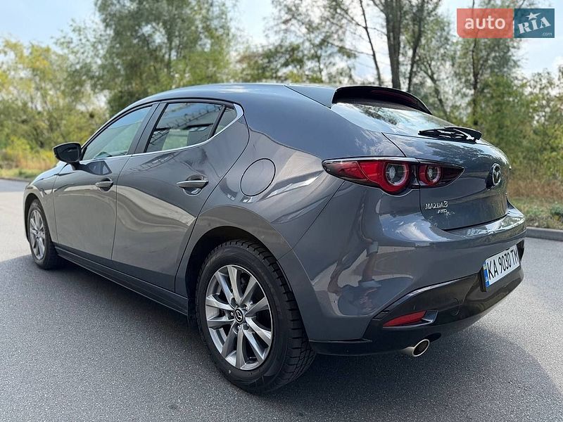 Хэтчбек Mazda 3 2024 в Киеве