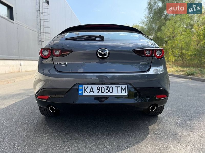 Хэтчбек Mazda 3 2024 в Киеве