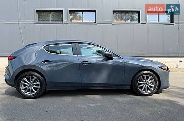 Хэтчбек Mazda 3 2024 в Киеве