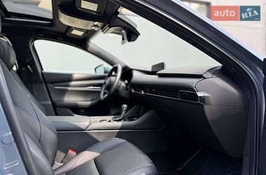 Хэтчбек Mazda 3 2024 в Киеве