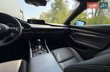 Хэтчбек Mazda 3 2024 в Киеве